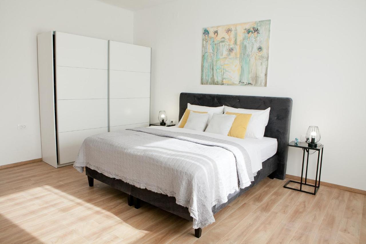 Apartment Mila *