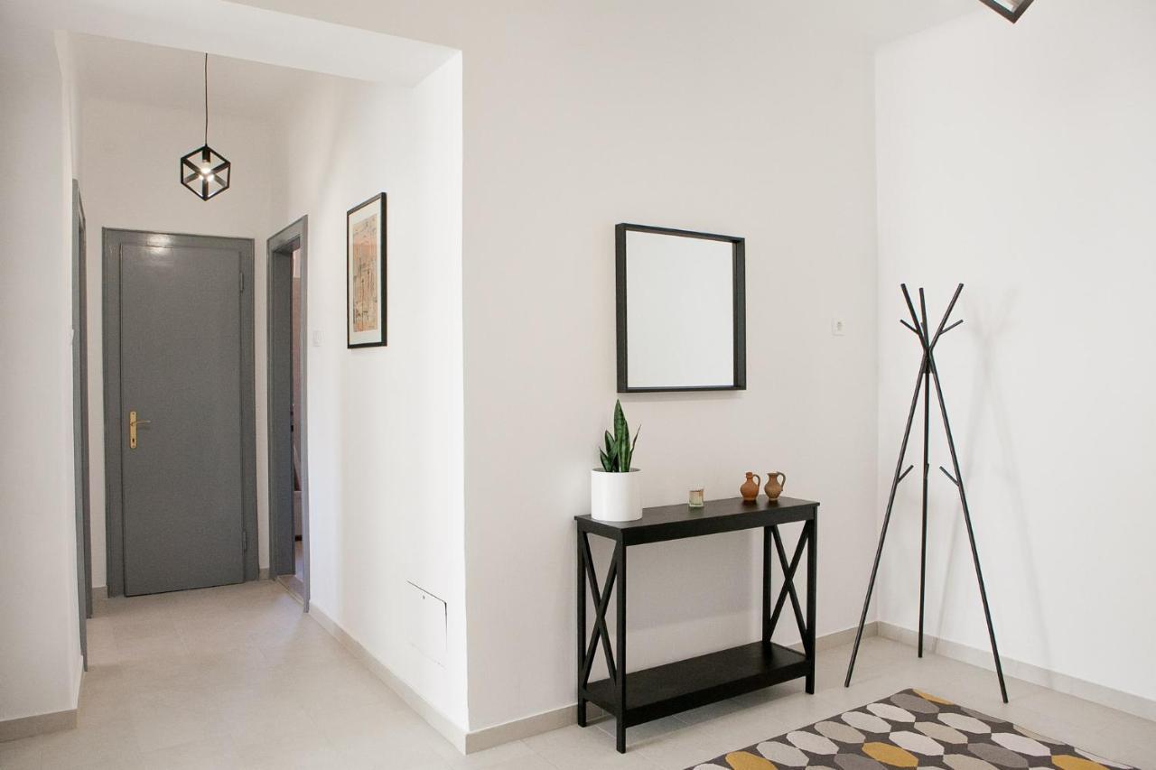 Mila Apartment *